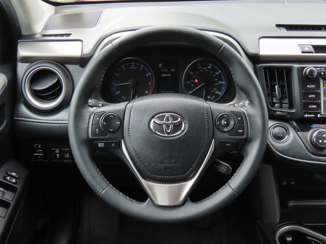 Thumbnail: 2018 Toyota RAV4 - 14