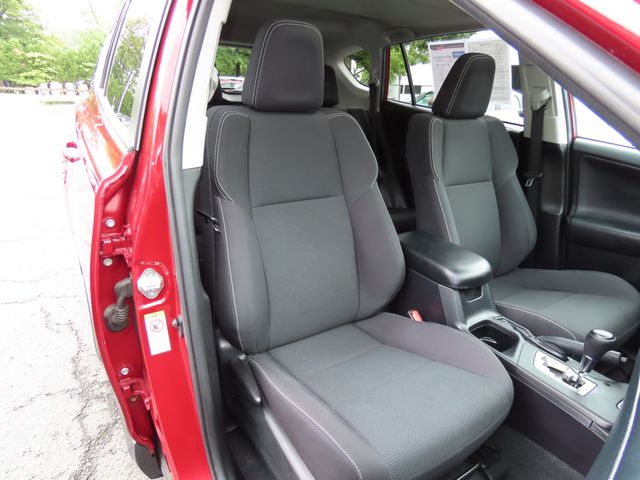 Thumbnail: 2018 Toyota RAV4 - 12