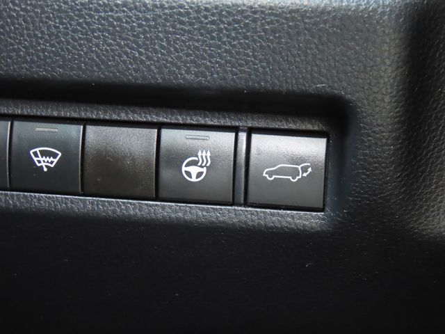 Thumbnail: 2019 Toyota RAV4 - 27