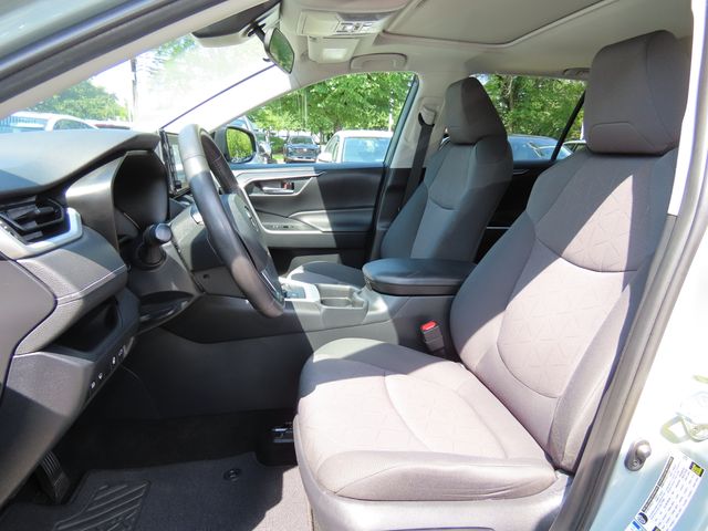 Thumbnail: 2019 Toyota RAV4 - 10