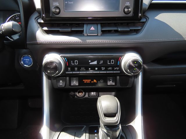 Thumbnail: 2019 Toyota RAV4 - 25