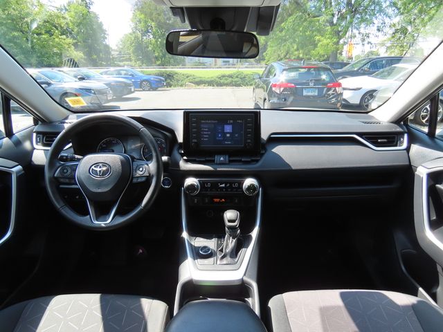 Thumbnail: 2019 Toyota RAV4 - 9