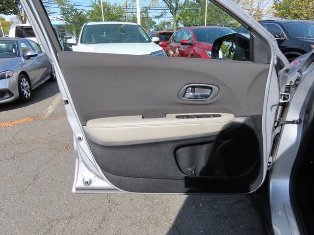 Thumbnail: 2022 Honda HR-V - 22