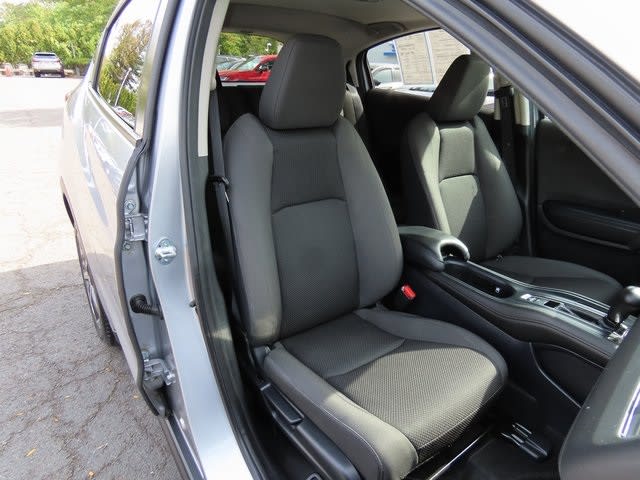 Thumbnail: 2022 Honda HR-V - 23