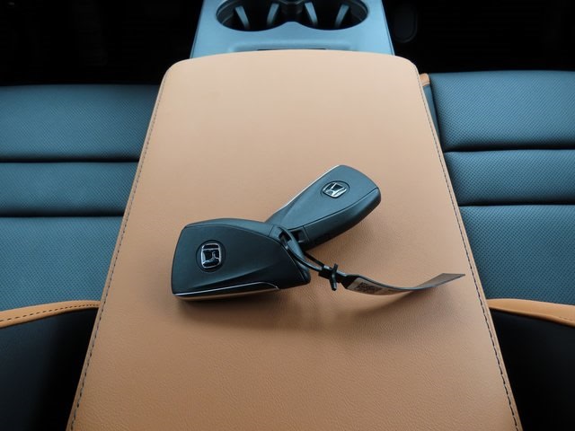 Thumbnail: 2026 Honda Prologue - 17