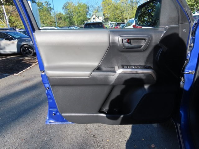 Thumbnail: 2023 Toyota Tacoma - 24