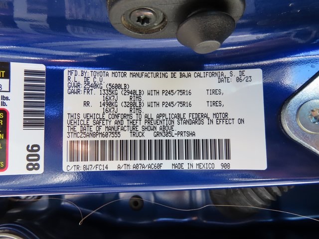 Thumbnail: 2023 Toyota Tacoma - 19