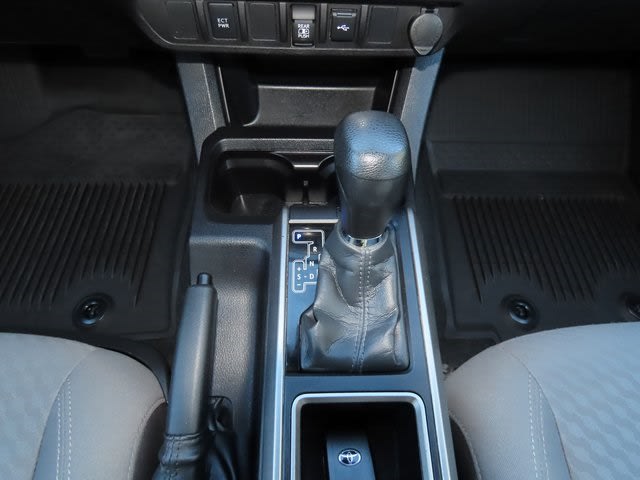 Thumbnail: 2023 Toyota Tacoma - 15