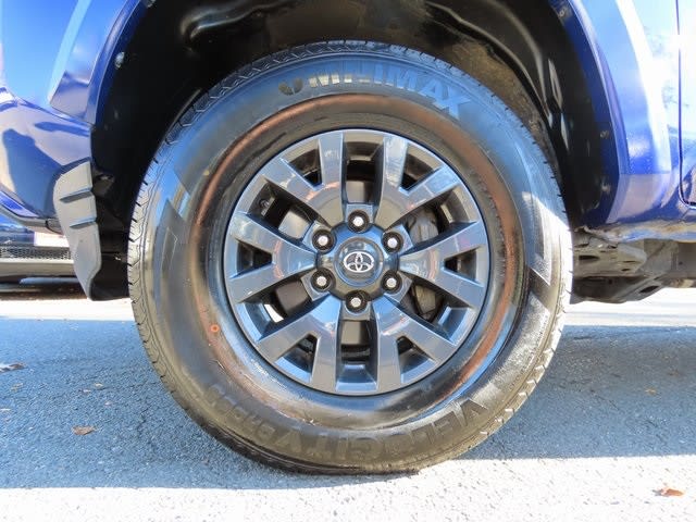 Thumbnail: 2023 Toyota Tacoma - 8