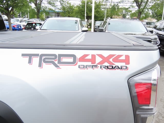 Thumbnail: 2022 Toyota Tacoma - 21