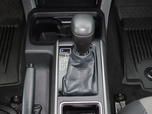 Thumbnail: 2022 Toyota Tacoma - 16