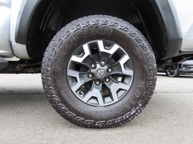 Thumbnail: 2022 Toyota Tacoma - 8
