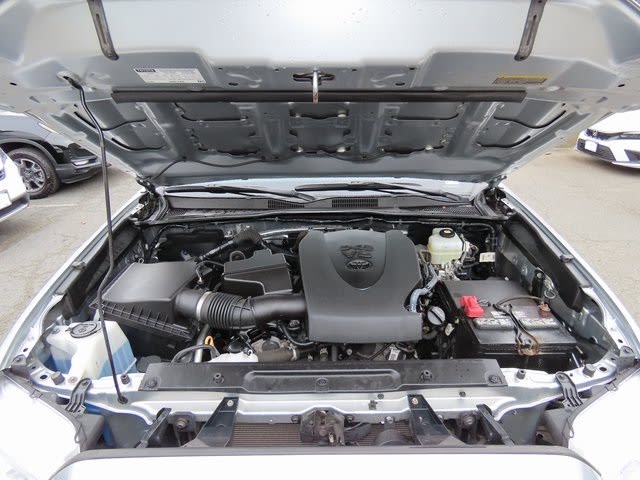 Thumbnail: 2022 Toyota Tacoma - 9