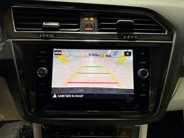 Thumbnail: 2022 Volkswagen Tiguan - 27