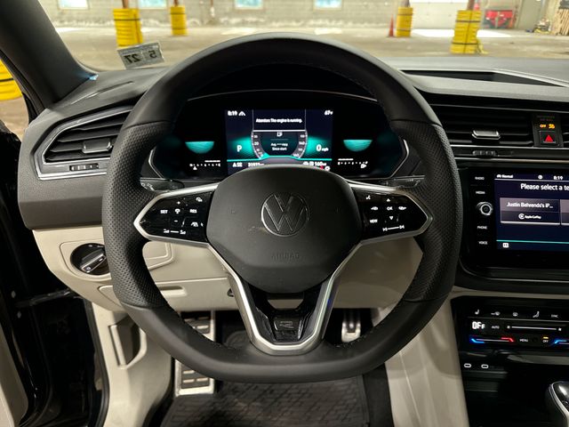 Thumbnail: 2022 Volkswagen Tiguan - 2