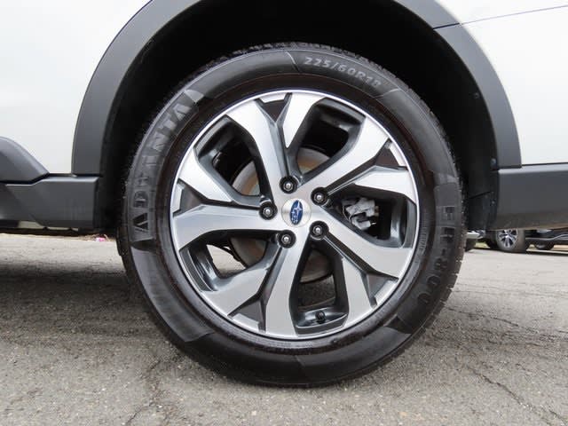 2022 Subaru Outback Touring 8
