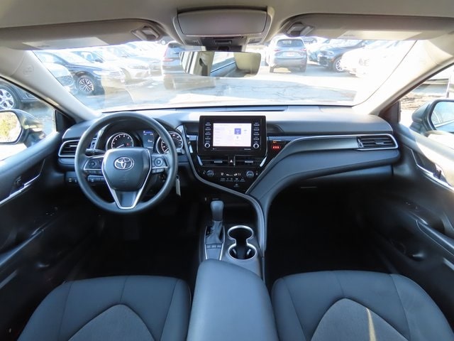 Thumbnail: 2023 Toyota Camry - 10