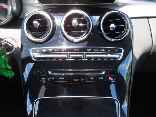 Thumbnail: 2015 Mercedes-Benz C-Class - 23