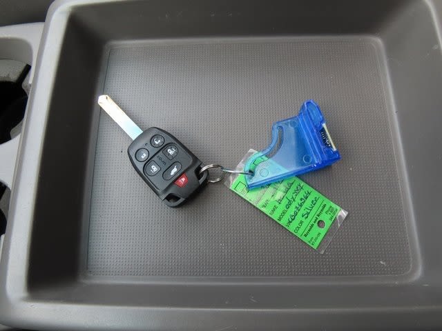 Thumbnail: 2012 Honda Odyssey - 19