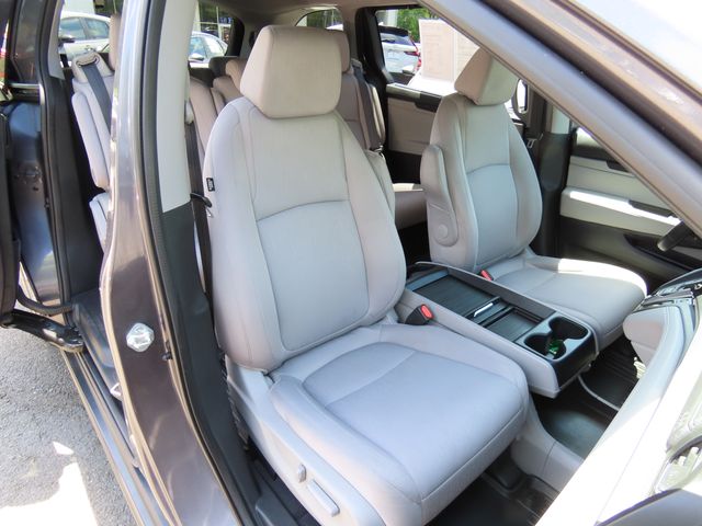 Thumbnail: 2022 Honda Odyssey - 23