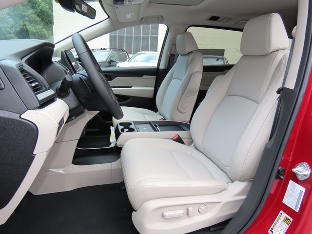 Thumbnail: 2027 Honda Odyssey - 12