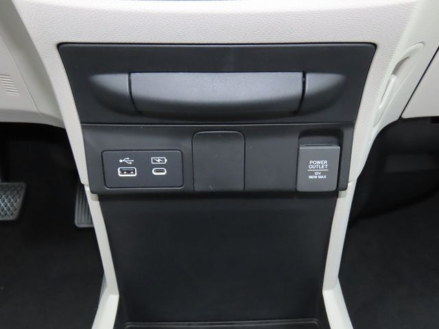 Thumbnail: 2027 Honda Odyssey - 22