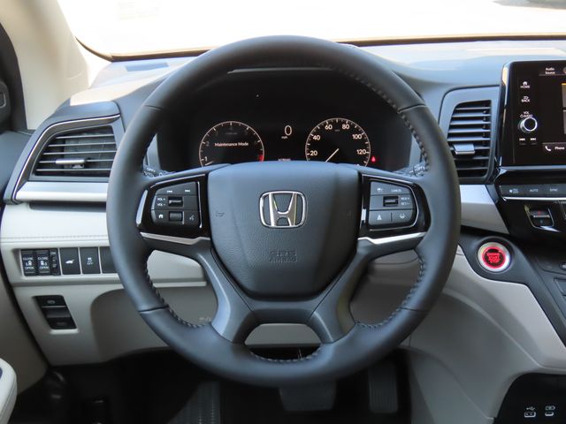 Thumbnail: 2026 Honda Odyssey - 10