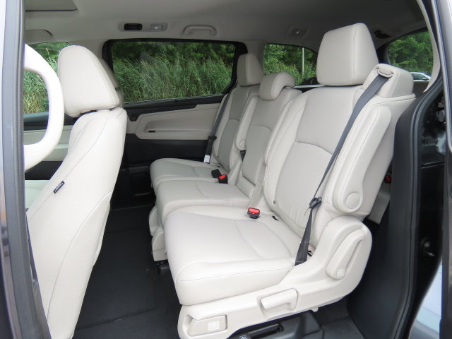 Thumbnail: 2027 Honda Odyssey - 13