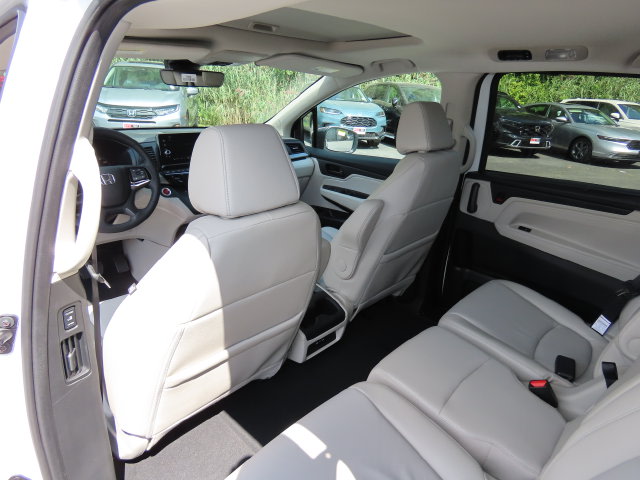 Thumbnail: 2027 Honda Odyssey - 19