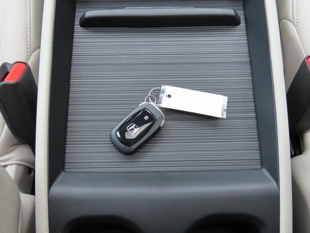 2025 Honda Odyssey EX-L 26