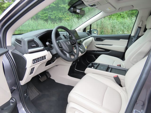 2025 Honda Odyssey EX-L 11