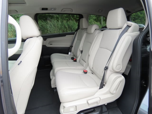 2025 Honda Odyssey EX-L 13