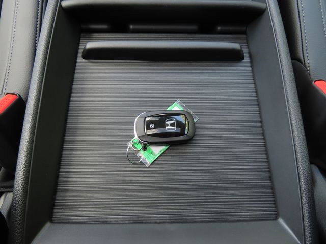 Thumbnail: 2027 Honda Odyssey - 26