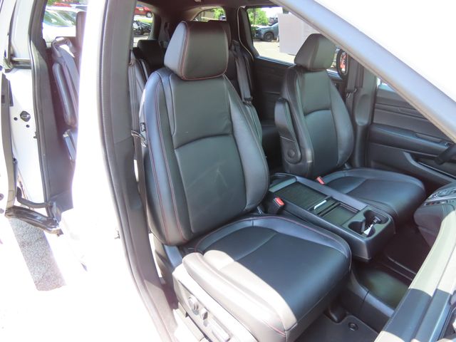 Thumbnail: 2023 Honda Odyssey - 24