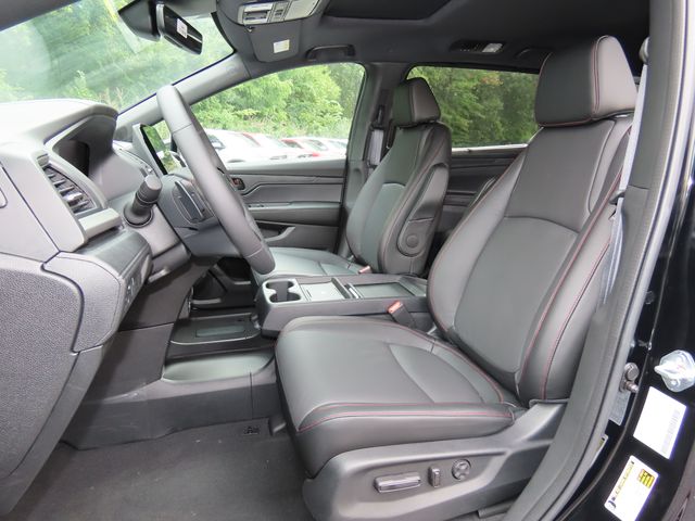 Thumbnail: 2026 Honda Odyssey - 12