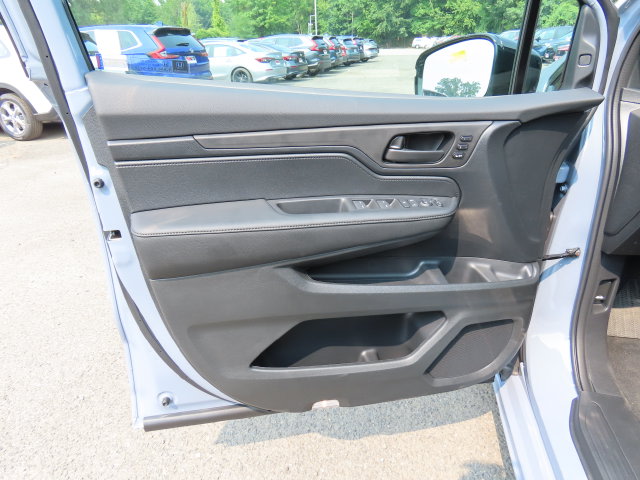 Thumbnail: 2027 Honda Odyssey - 20