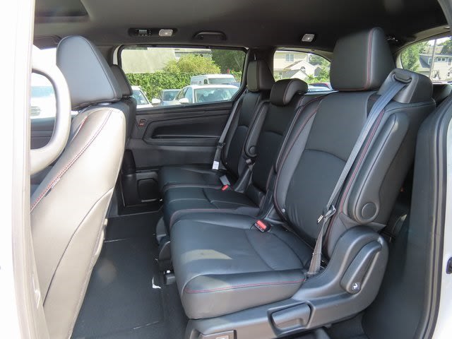 Thumbnail: 2025 Honda Odyssey - 13