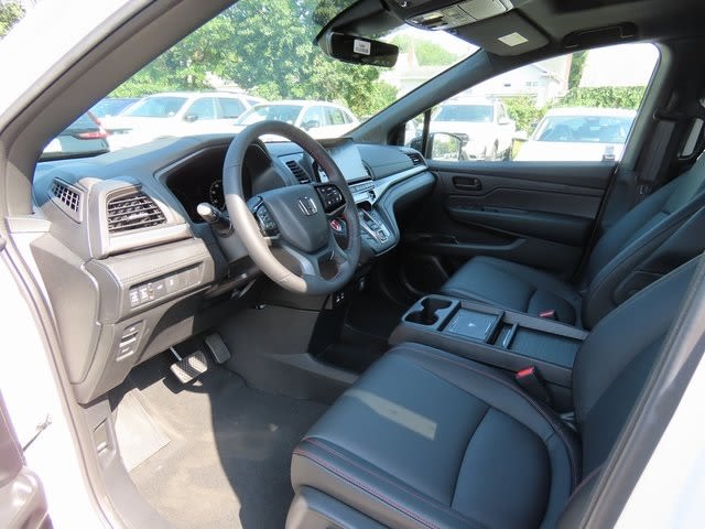 Thumbnail: 2025 Honda Odyssey - 11