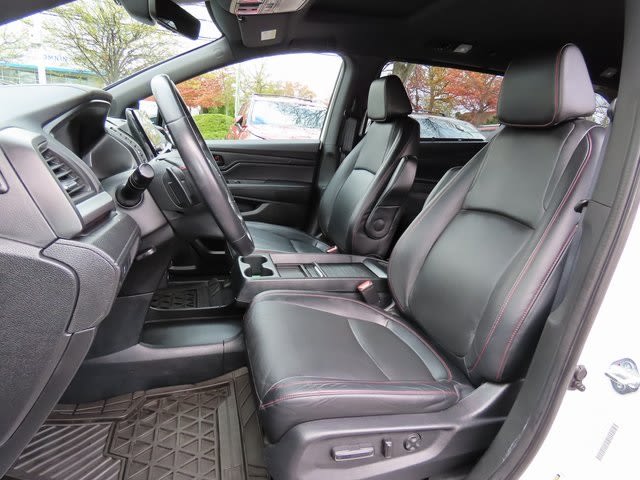 Thumbnail: 2023 Honda Odyssey - 12