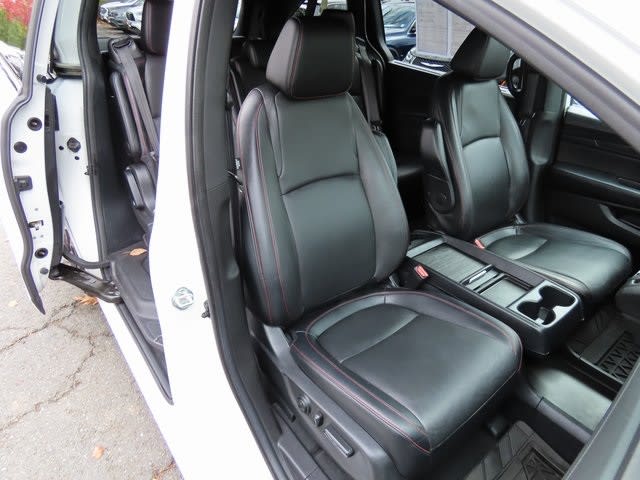 Thumbnail: 2023 Honda Odyssey - 24