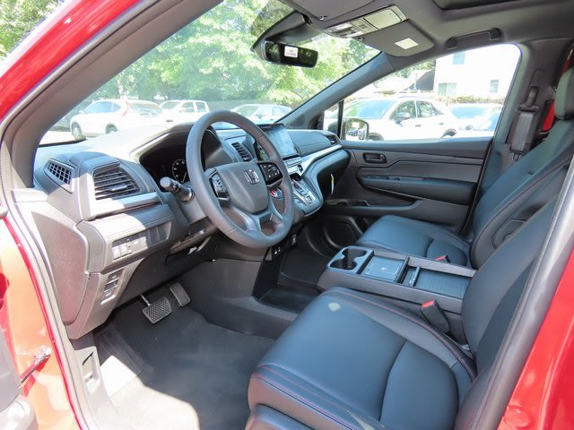 Thumbnail: 2026 Honda Odyssey - 11