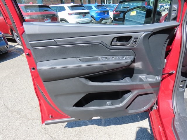 Thumbnail: 2026 Honda Odyssey - 20