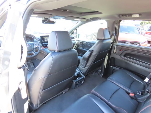 Thumbnail: 2023 Honda Odyssey - 22