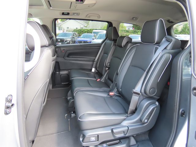 Thumbnail: 2026 Honda Odyssey - 13