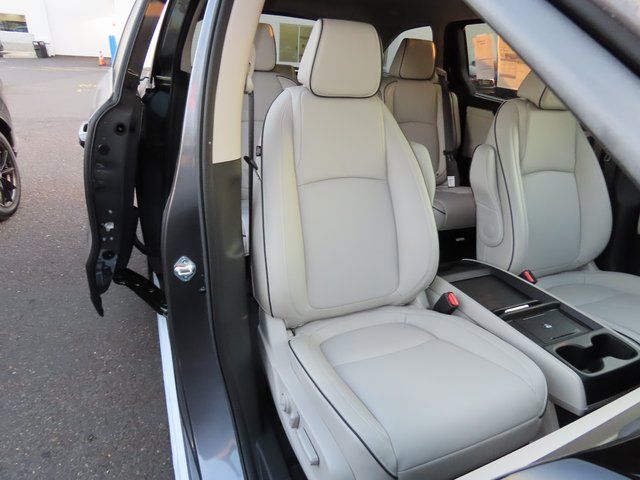 Thumbnail: 2026 Honda Odyssey - 11