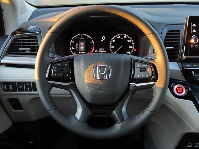 Thumbnail: 2026 Honda Odyssey - 13
