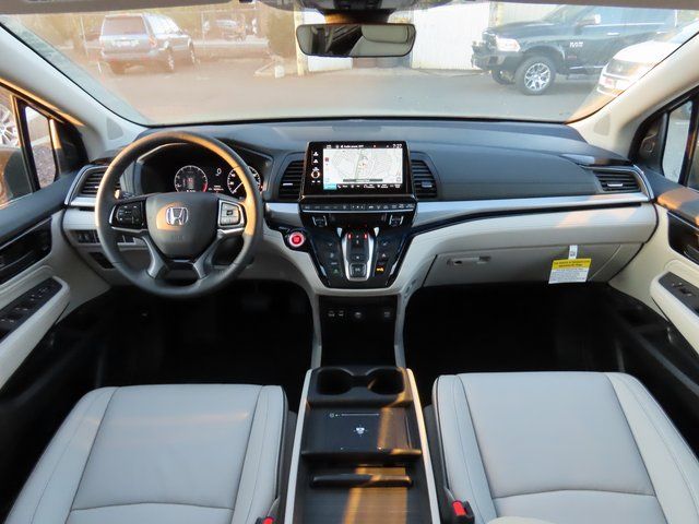 Thumbnail: 2026 Honda Odyssey - 9