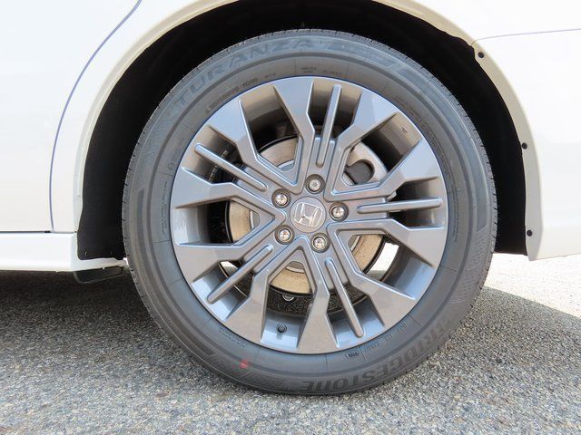 Thumbnail: 2026 Honda Odyssey - 8