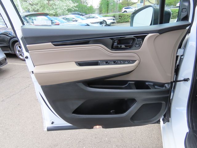Thumbnail: 2023 Honda Odyssey - 24