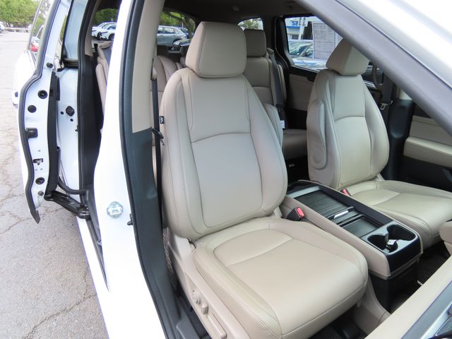 Thumbnail: 2023 Honda Odyssey - 25